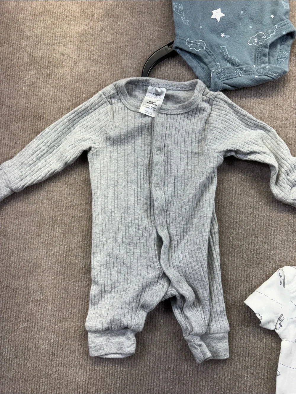 Newborn lot White oneis with frogs, blue/gray with clouds and ribbed gray/white.